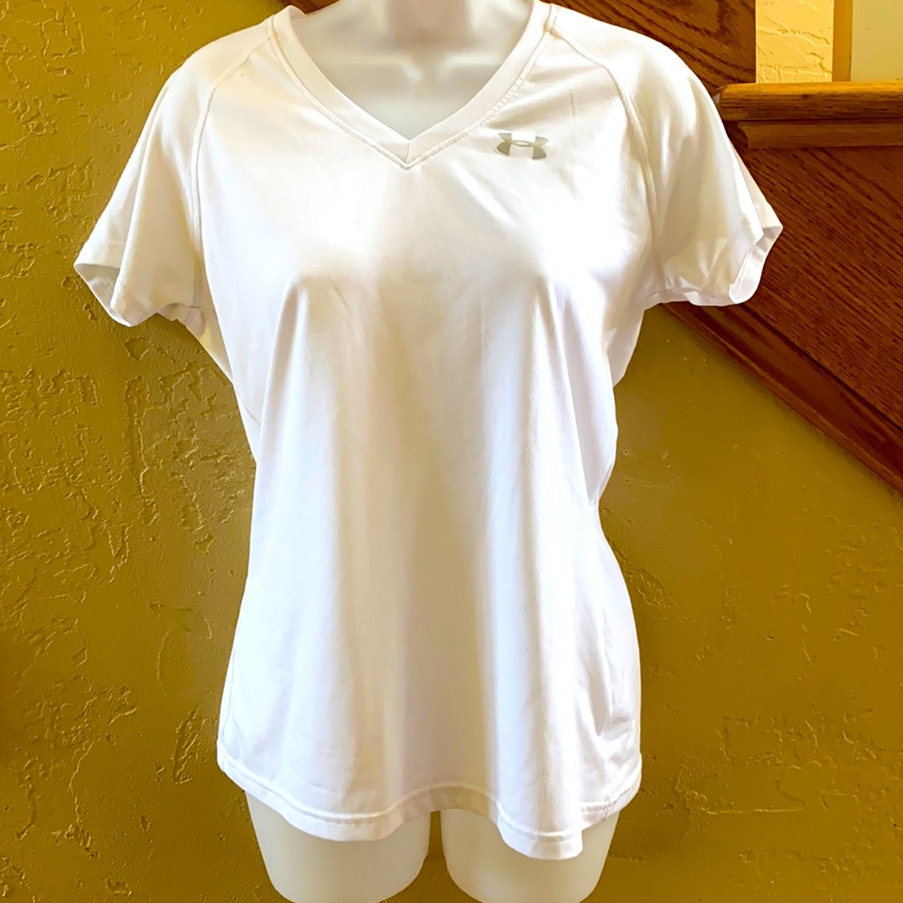 Women’s Under Armour V Neck Tee